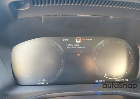 2019 Volvo Xc40 T5 Momentum z USA, uszkodzony, nr VIN YV4162UK3K2054861